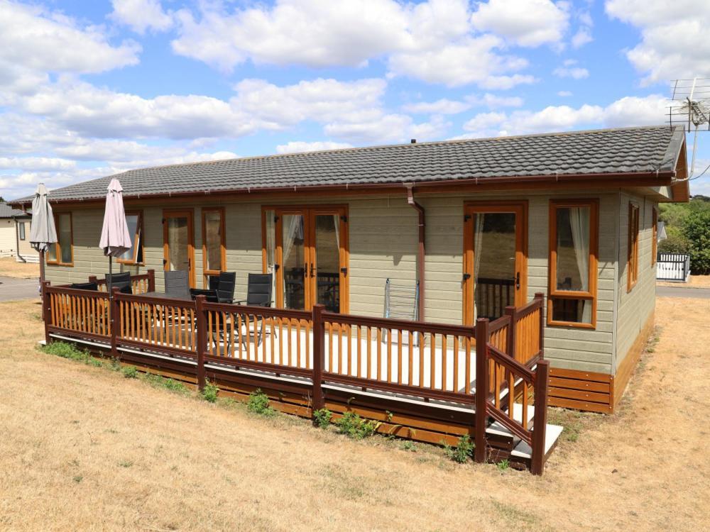 Milford On Sea - 4 Bedroom Lodge In Shorefield Country Park Milford on Sea Exterior foto